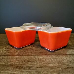 Pyrex Vintage Red / Orange Glass Bowls with Lid Refrigerator Storage